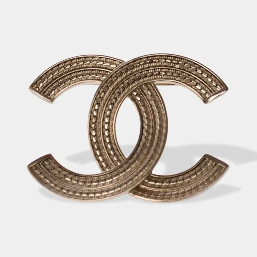 CHANEL CC Brooches&Pins